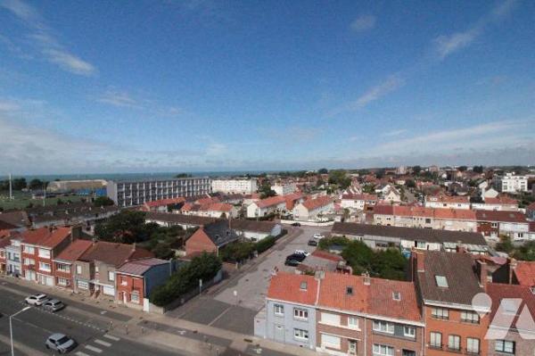 APPARTEMENT 88.80 M2 - 2 CHAMBRES - CAVE - A VENDRE - MALO LES BAINS.


VUE IMPRENABLE POUR ...