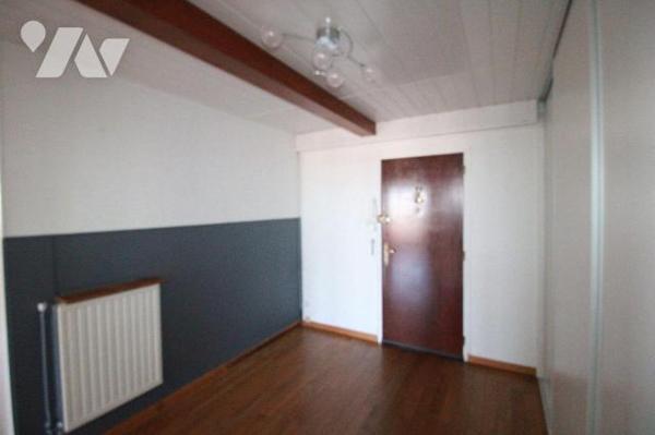 APPARTEMENT 88.80 M2 - 2 CHAMBRES - CAVE - A VENDRE - MALO LES BAINS.


VUE IMPRENABLE POUR ...