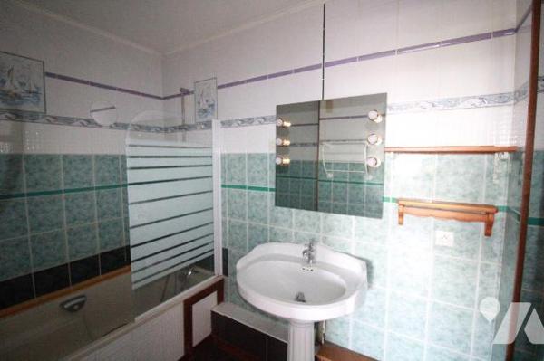APPARTEMENT 88.80 M2 - 2 CHAMBRES - CAVE - A VENDRE - MALO LES BAINS.


VUE IMPRENABLE POUR ...