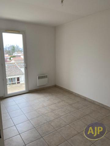 Location appartement Saintes : 610 € - AJP Immobilier Saintes