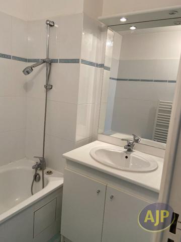 Location appartement Saintes : 610 € - AJP Immobilier Saintes