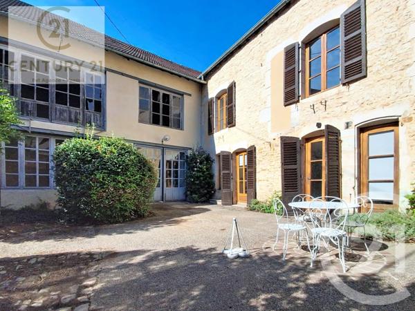 Maison à vendre  8 pièces - 169 m 2   VESOUL  - 70