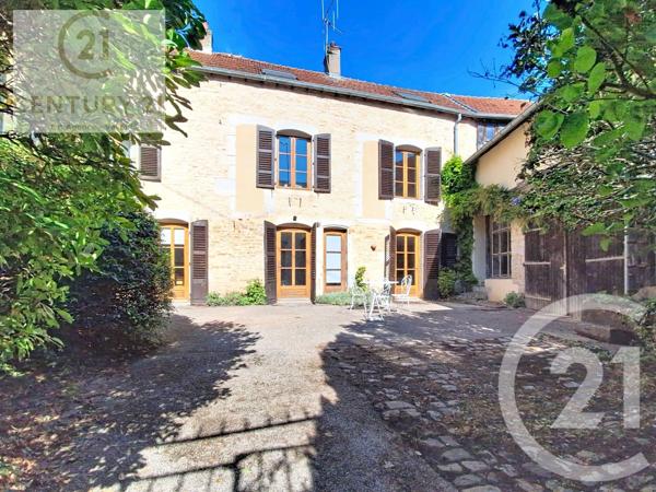 Maison à vendre  8 pièces - 169 m 2   VESOUL  - 70