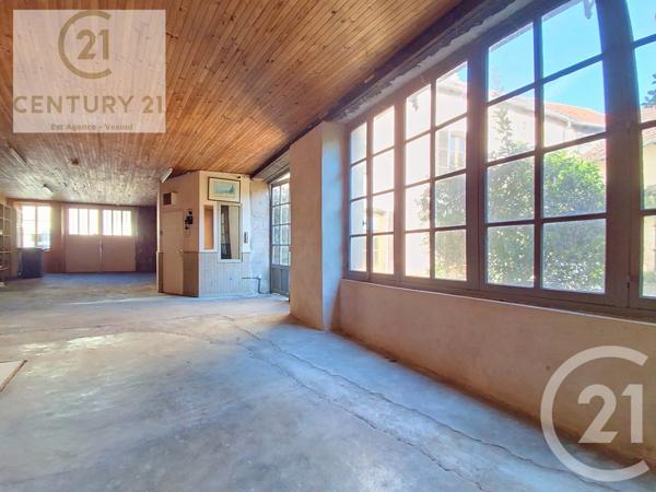 Maison à vendre  8 pièces - 169 m 2   VESOUL  - 70