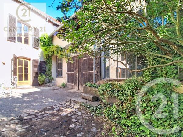 Maison à vendre  8 pièces - 169 m 2   VESOUL  - 70