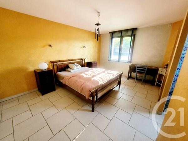 Maison à vendre  7 pièces - 213 m 2   LOUHANS CHATEAURENAUD  - 71