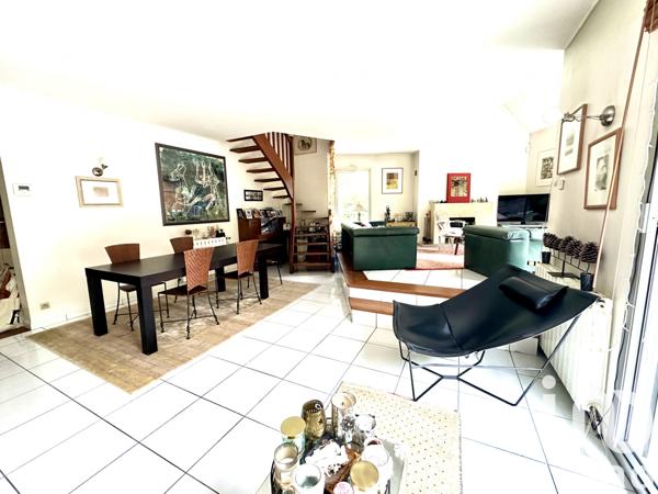 Maison à vendre 8 pièces 194 m² Jouy-en-Josas