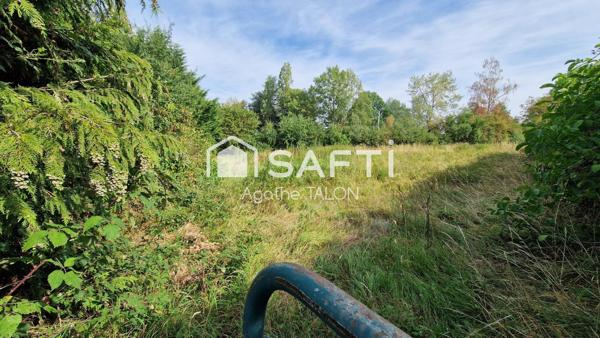 terrain de plus de 1800m2 constructible
