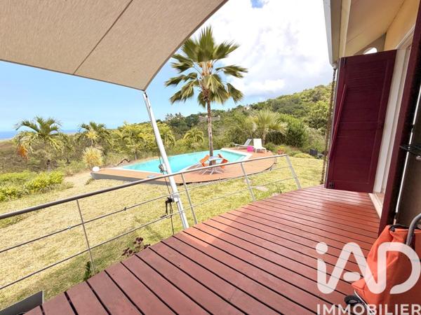 Maison à vendre 5 pièces 140 m² L'Étang-Salé