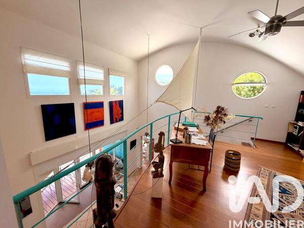 Maison à vendre 5 pièces 140 m² L'Étang-Salé