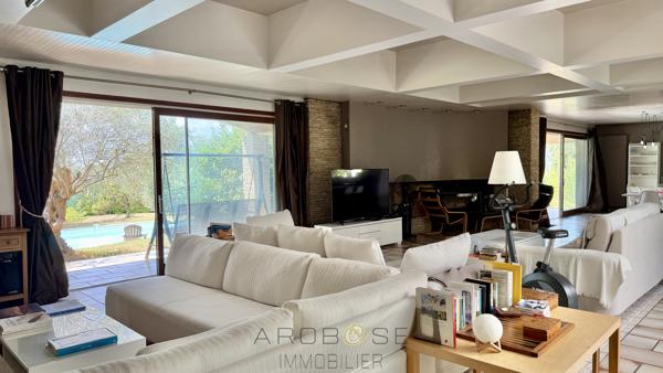 Tonneins - Villa d'architecte atypique !
