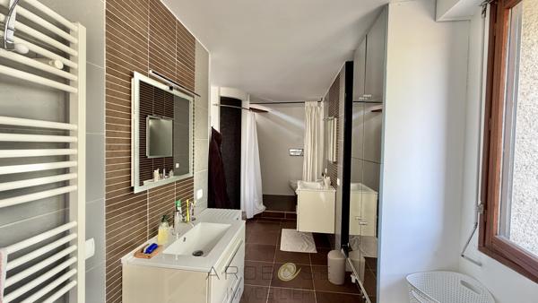 Tonneins - Villa d'architecte atypique !
