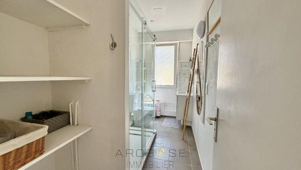 Tonneins - Villa d'architecte atypique !