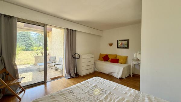 Tonneins - Villa d'architecte atypique !