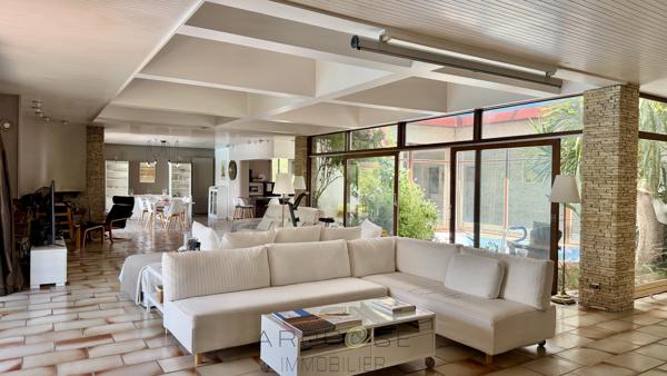 Tonneins - Villa d'architecte atypique !