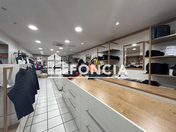 Location Local commercial 1 pièce 86 m² - 44 RUE JEAN JAURES Roanne 42300