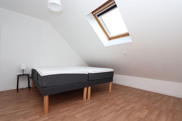 Saint-Nazaire, tout proche du Jardin des plantes, maison familiale de 138 m² au sol + local commercial