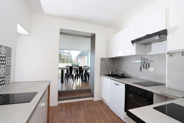 Saint-Nazaire, tout proche du Jardin des plantes, maison familiale de 138 m² au sol + local commercial