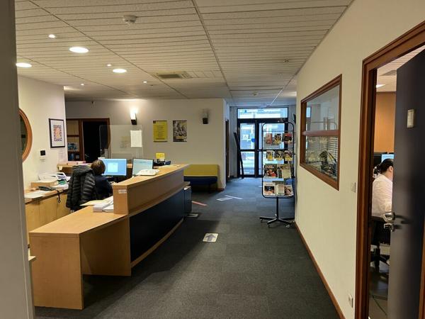 BUREAUX à VENDRE de 4117 m²