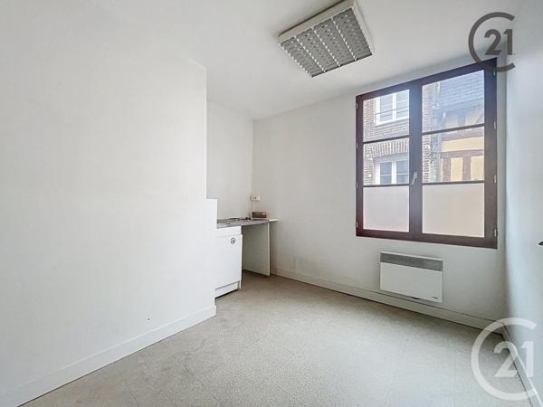 Immeuble à vendre  220 m2 SENS - 89