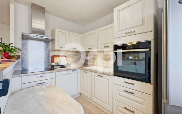 Appartement à vendre    3 pièces • 69,98 m2 Évreux