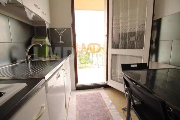 Appartement T3 + cave situé dans une résidence sécurisée à Marseille