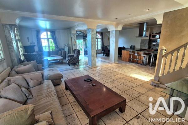 Maison à vendre 7 pièces 257 m² Noisy-le-Sec