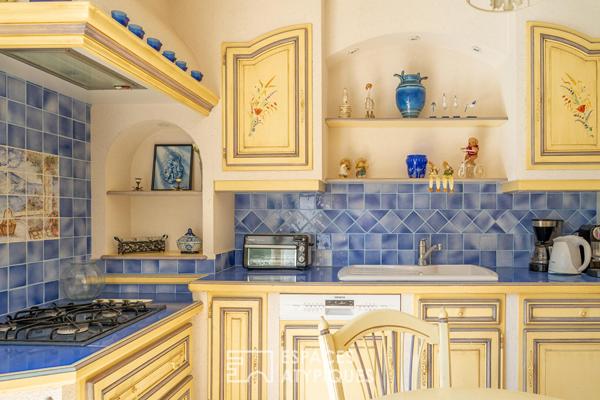 Une villa provençale au caractère affirmé en bordure de golf