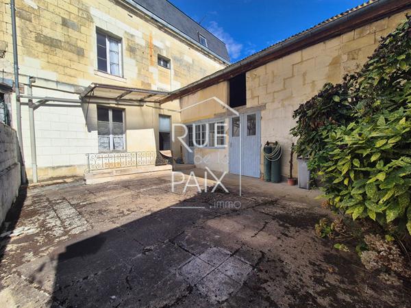 86200 LOUDUN Maison Loudun 6 pièce(s) 234 m2