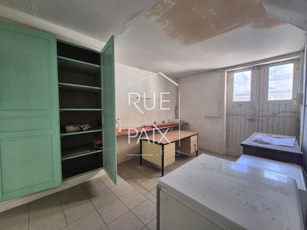 86200 LOUDUN Maison Loudun 6 pièce(s) 234 m2