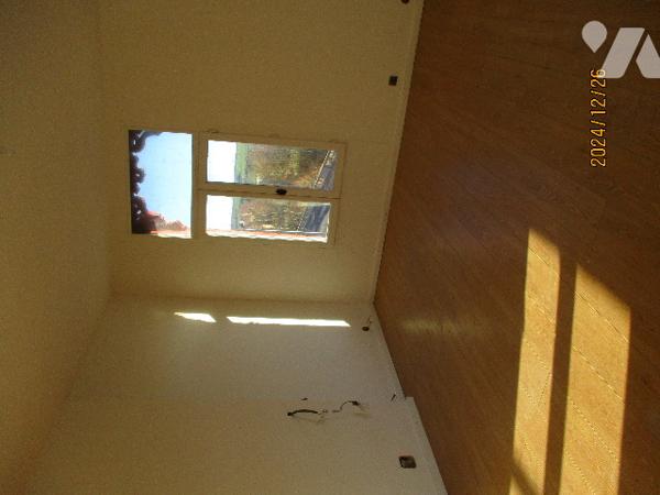 VOUZIERS, un immeuble à usage d'habitation sur 6 niveaux.