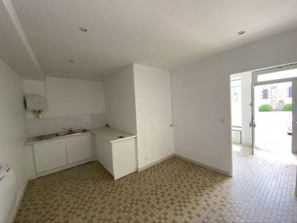 Immeuble Le Mêle-sur-Sarthe 205 m²