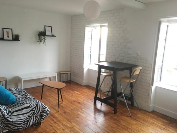 Location / Appartement T1 bis