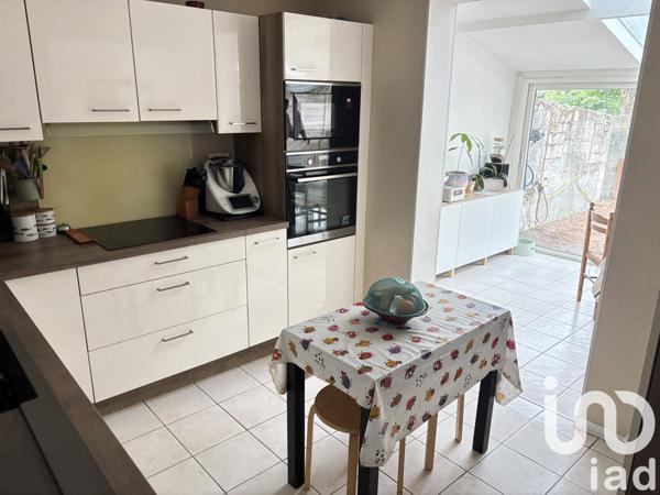 Maison à vendre 5 pièces 115 m² Léognan