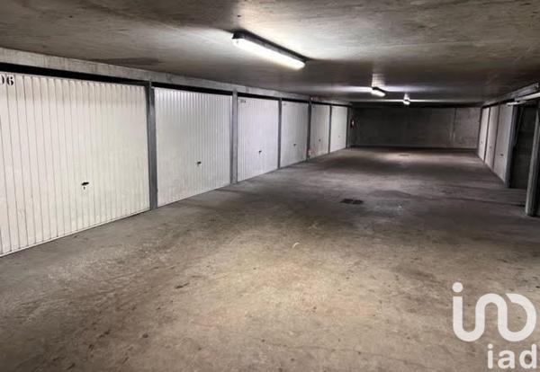 Parking à vendre 14 m² Vaulx-en-Velin
