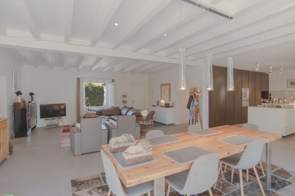 Maison
         5 pièces
        - 181 m² Bien prestige 1 292 500 € *