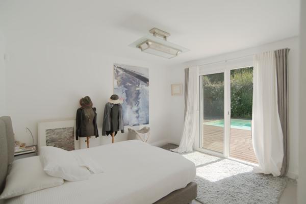 Maison
         5 pièces
        - 181 m² Bien prestige 1 292 500 € *