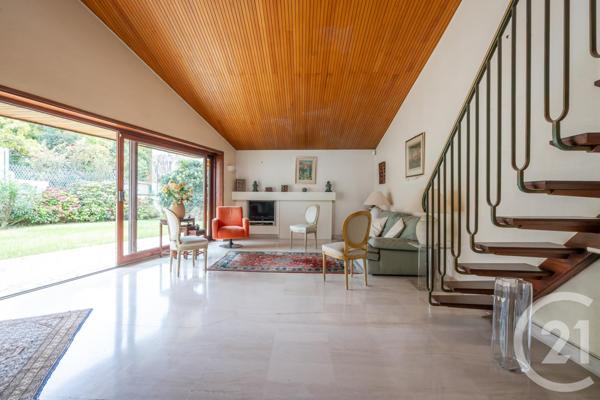 Maison à vendre  6 pièces - 149,87 m2 ST MAUR DES FOSSES - 94