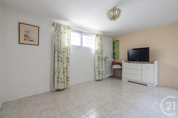 Maison à vendre  6 pièces - 149,87 m2 ST MAUR DES FOSSES - 94