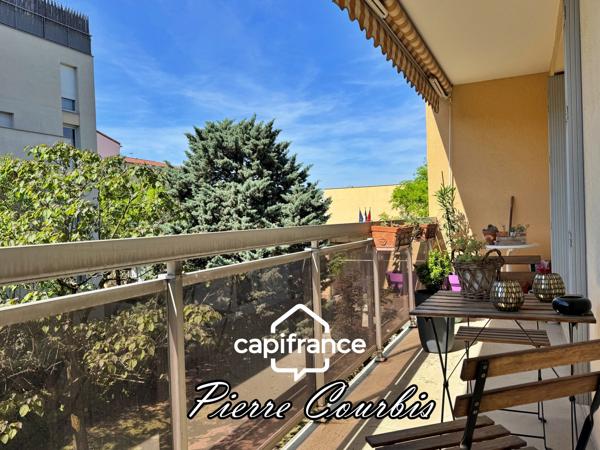 LYON 8 : T3 de 68 m² avec balcon, place de parking et cave