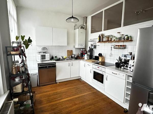 VIEUX LILLE - T3 - 83 m²