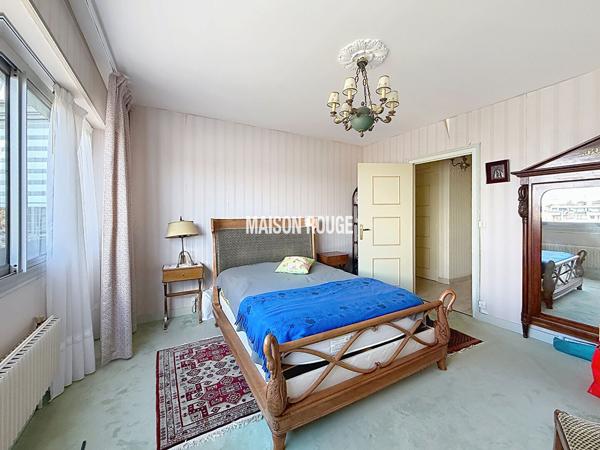 SAINT-BRIEUC CENTRE : DUPLEX - GARAGE - CAVE - TERRASSES AVEC VUE IMPRENABLE