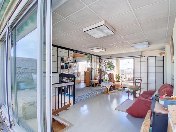 SAINT-BRIEUC CENTRE : DUPLEX - GARAGE - CAVE - TERRASSES AVEC VUE IMPRENABLE
