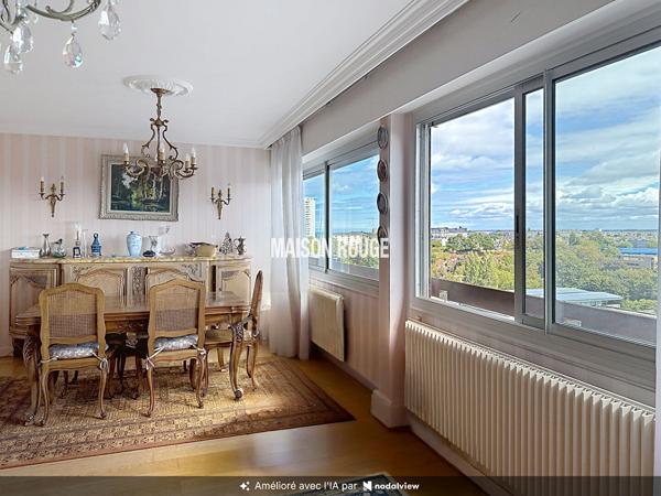 SAINT-BRIEUC CENTRE : DUPLEX - GARAGE - CAVE - TERRASSES AVEC VUE IMPRENABLE