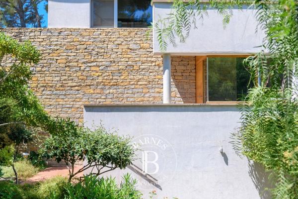 Sanary-sur-Mer, Villa 5 Chambres -  197 m² à vendre