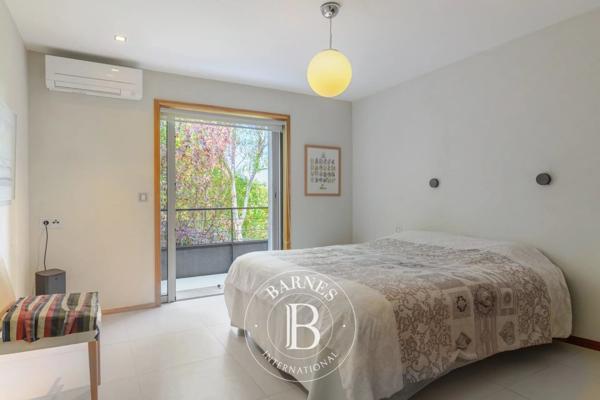Sanary-sur-Mer, Villa 5 Chambres -  197 m² à vendre