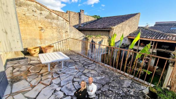 MAISON DE VILLE AVEC GARAGE – CENTRE DE TONNEINS – 160 m²