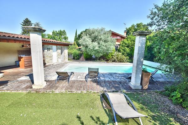 Maison ancienne  Les Cheres 6 pièce(s) 230 m2 avec piscine