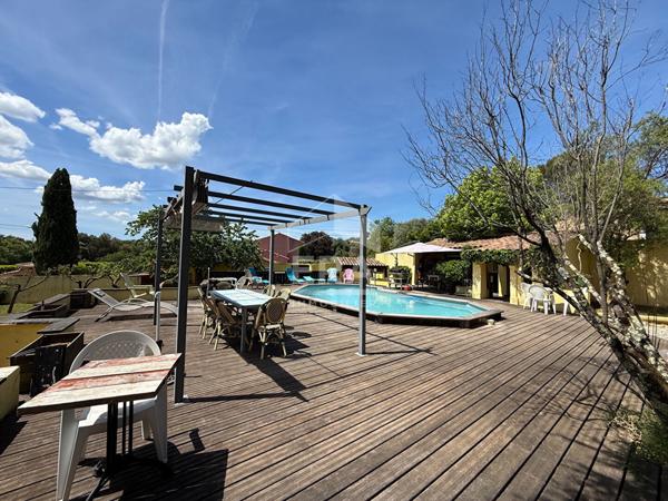 A VENDRE SAINT MAXIMIN LA SAINTE BAUME MAISON TYPE 4  DE 120 M2 SUR 2000M² DE TERRAIN PISCINE GARAGE