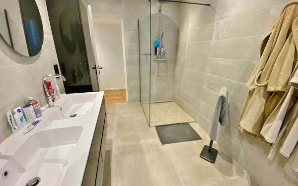 Appartement à vendre    3 pièces • 116,02 m2 Sainte-Foy-lès-Lyon